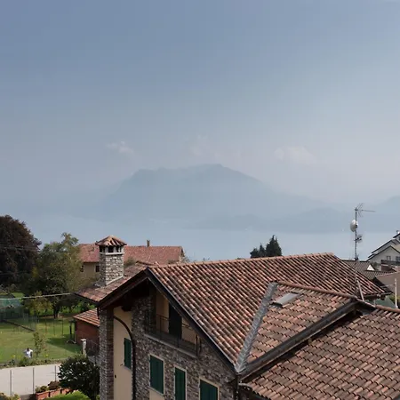 Levoasi 10 - And Mountains Escape * Levo